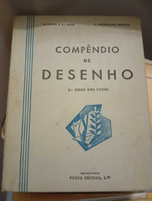 COMPÊNDIO DE DESENHO - 2º CICLO DOS LICEUS - M. HELENA P. DE ABREU - F. PESSEGUEIRO MIRANDA - PORTO EDITORA