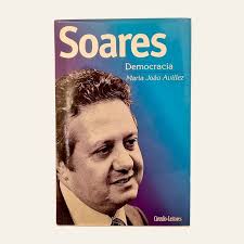 SOARES - DEMOCRACIA - MARIA JOÃO AVILLEZ - CÍRCULO DE LEITORES - COM DEDICATÓRIA DO AUTOR