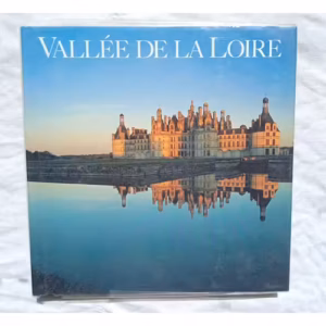 VALLÈE DE LA LOIRE - PHOTOGRAPHIES DE CHARLIE WAITE - BOOKING INTERNATIONAL